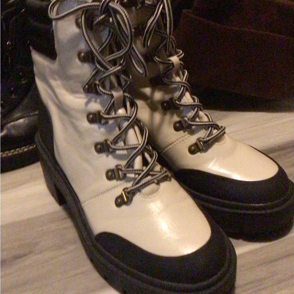Stylish Women's Lace-Up Boots - Black and White